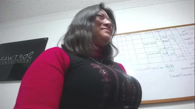 Image 6 of andrea_teacher Stream on Chaturbate on 25 days ago