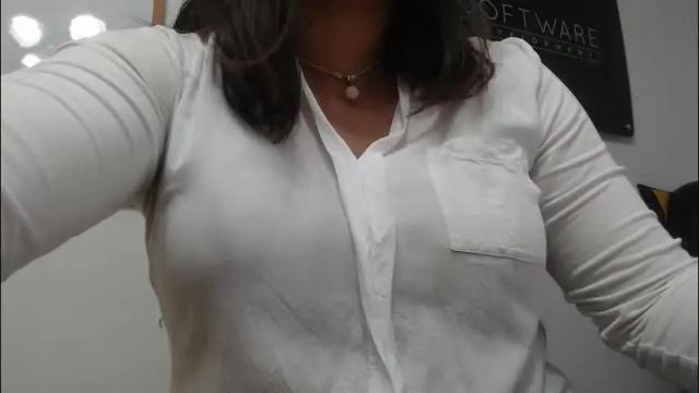 Image 4 of andrea_teacher Stream on Chaturbate on 25 days ago