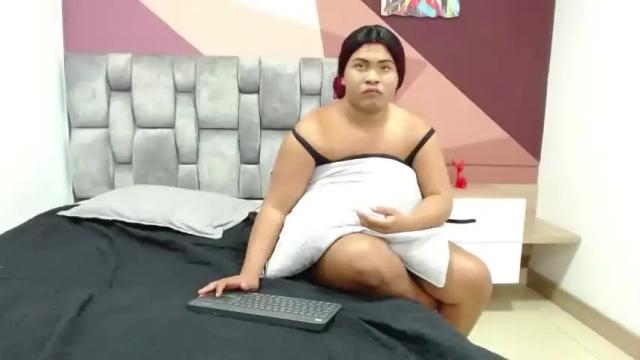 Image 11 of andrea_tovar1 Stream on Chaturbate on 20 months ago