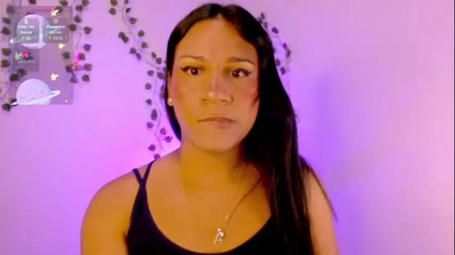 Image 12 of andreaafoxx Stream on Chaturbate on 1 month ago
