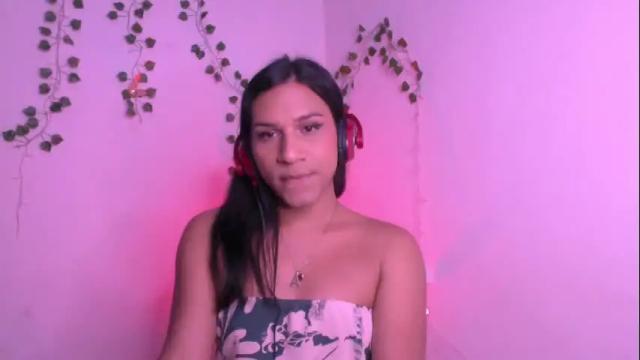 Image 11 of andreaafoxx Stream on Chaturbate on 3 days ago