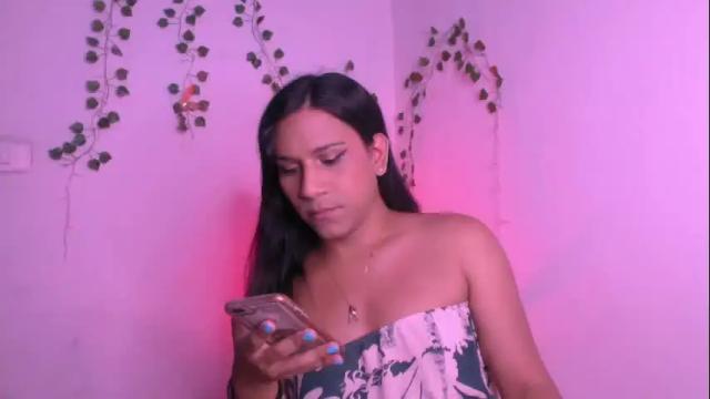 Image 8 of andreaafoxx Stream on Chaturbate on 3 days ago