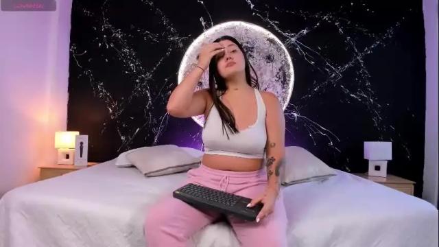 Thumbnail 1, andreaandkarina's Stream at Chaturbate, 1 month ago