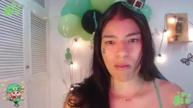 Image 4 of andreacollin Stream on Chaturbate on 14 months ago