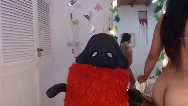 Image 2 of andreacollin Stream on Chaturbate on 13 months ago