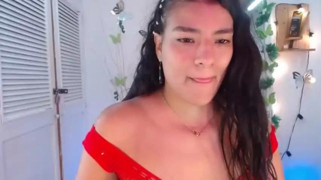 Image 6 of andreacollin Stream on Chaturbate on 13 months ago