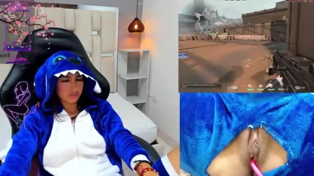 Image 8 of andreahon_ Stream on Chaturbate on 12 months ago