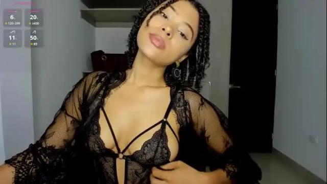 Image 2 of andrearboleda Stream on Chaturbate on 1 month ago