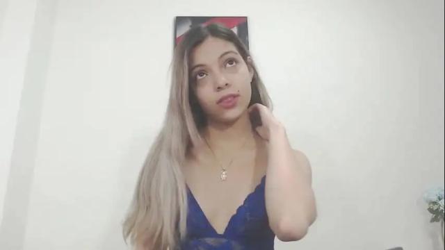 Image 4 of andreau_19 Stream on Chaturbate on 1 month ago