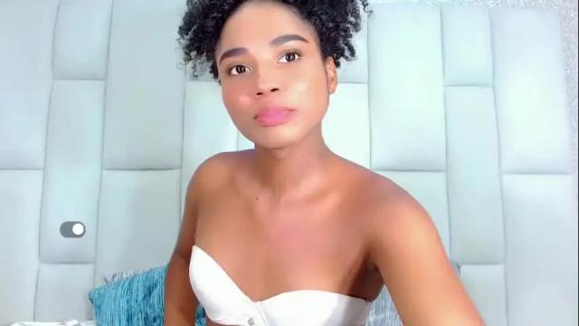 Image 8 of andreayano Stream on Chaturbate on 3 days ago