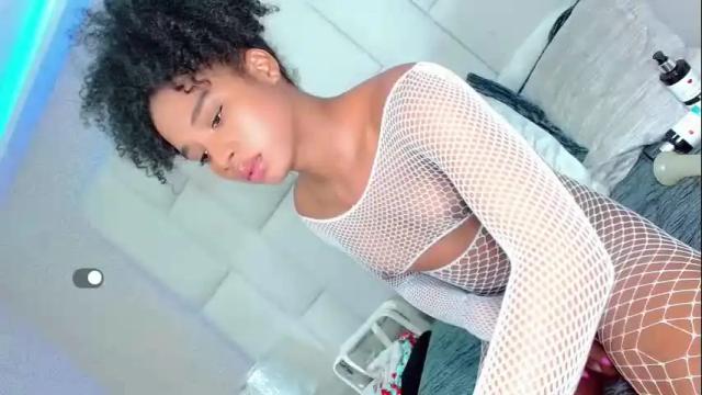 Image 10 of andreayano Stream on Chaturbate on 1 month ago