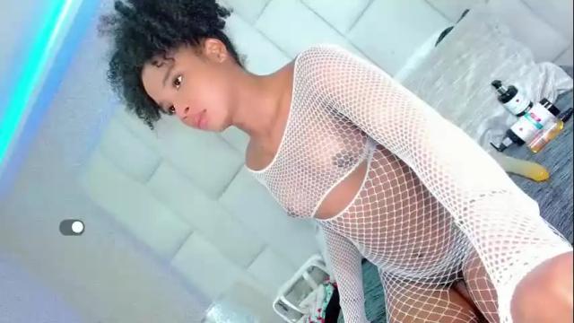 Image 3 of andreayano Stream on Chaturbate on 1 month ago