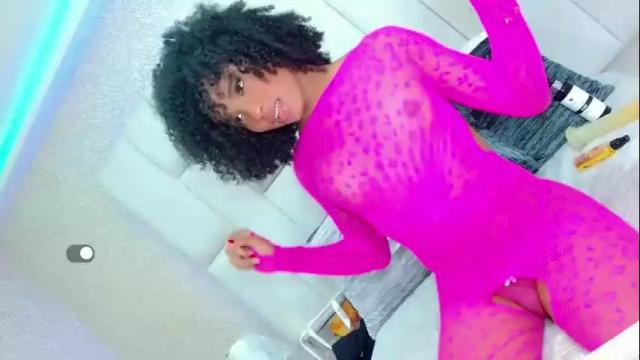 Image 6 of andreayano Stream on Chaturbate on 1 month ago