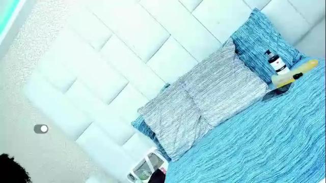 Image 7 of andreayano Stream on Chaturbate on 27 days ago