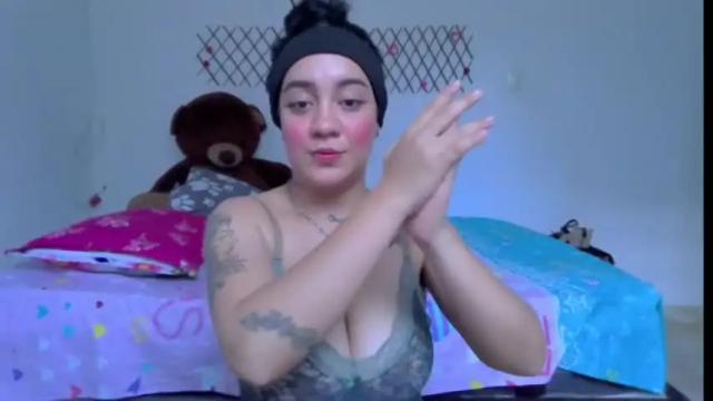 Image 2 of andrebigboobs Stream on Chaturbate on 14 months ago