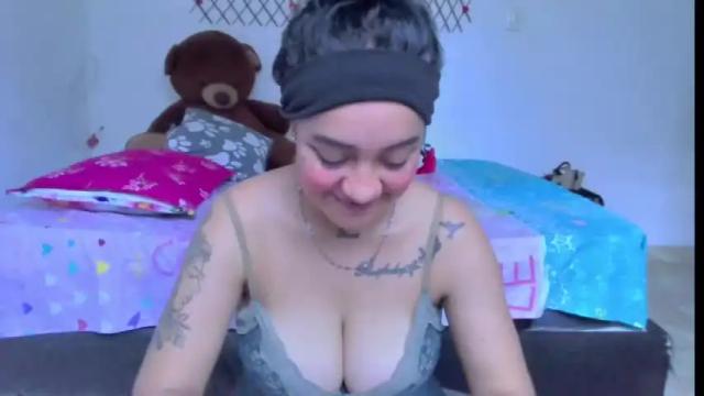 Image 7 of andrebigboobs Stream on Chaturbate on 14 months ago