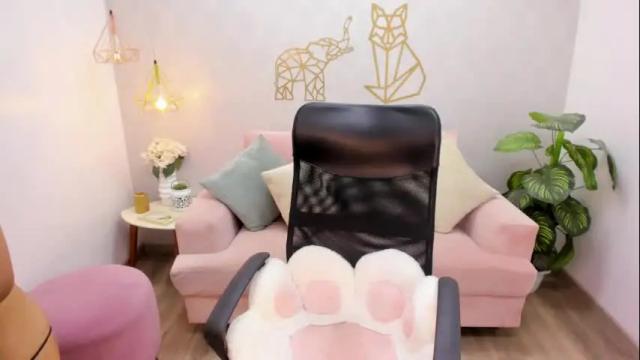 Image 3 of andrecastaneda Stream on Chaturbate on 21 days ago