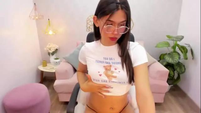 Image 4 of andrecastaneda Stream on Chaturbate on 21 days ago