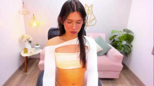 Image 12 of andrecastaneda Stream on Chaturbate on 26 days ago