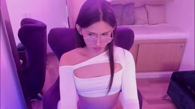 Image 3 of andrecastaneda Stream on Chaturbate on 2 months ago