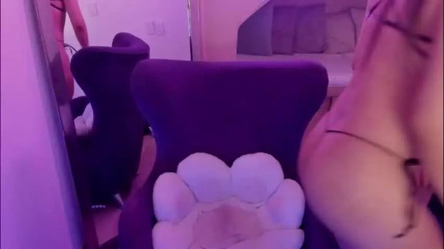 Image 2 of andrecastaneda Stream on Chaturbate on 2 months ago