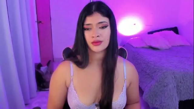 Image 6 of andreeart Stream on Chaturbate on 5 days ago