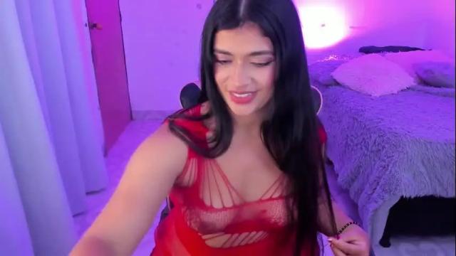 Image 6 of andreeart Stream on Chaturbate on 1 month ago