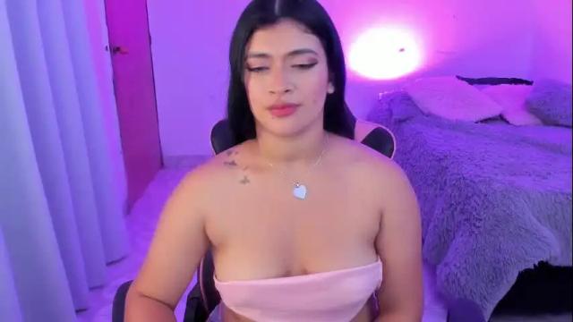 Image 11 of andreeart Stream on Chaturbate on 1 month ago