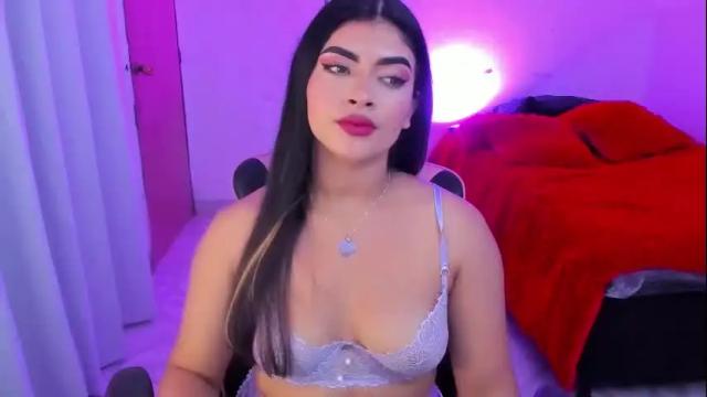 Image 4 of andreeart Stream on Chaturbate on 21 days ago