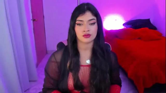 Image 4 of andreeart Stream on Chaturbate on 10 days ago