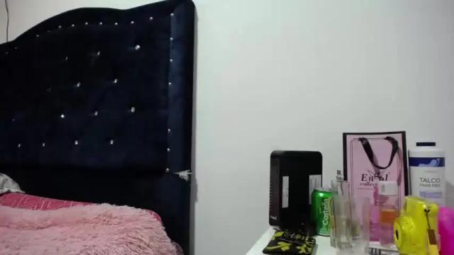 Thumbnail 2, andres_velasquez's Stream at Chaturbate, 24 months ago