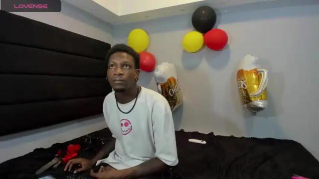Image 6 of andresanddanika Stream on Chaturbate on 19 months ago