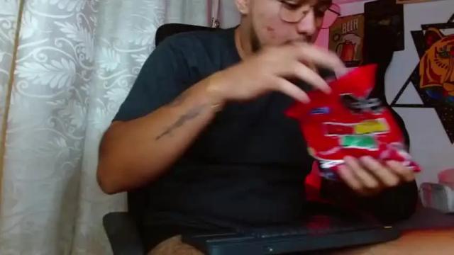 Thumbnail 2, andrew_deluca's Stream at Chaturbate, 15 months ago