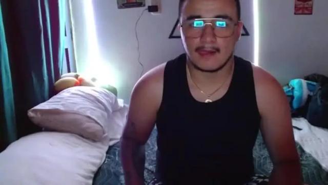 Thumbnail 1, andrew_deluca's Stream at Chaturbate, 14 months ago