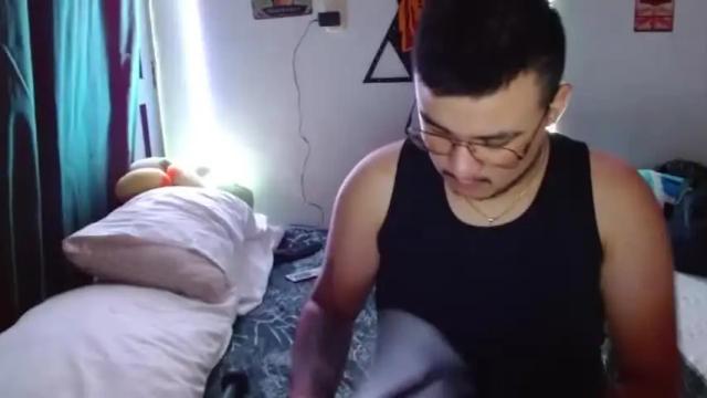 Image 6 of andrew_deluca Stream on Chaturbate on 14 months ago