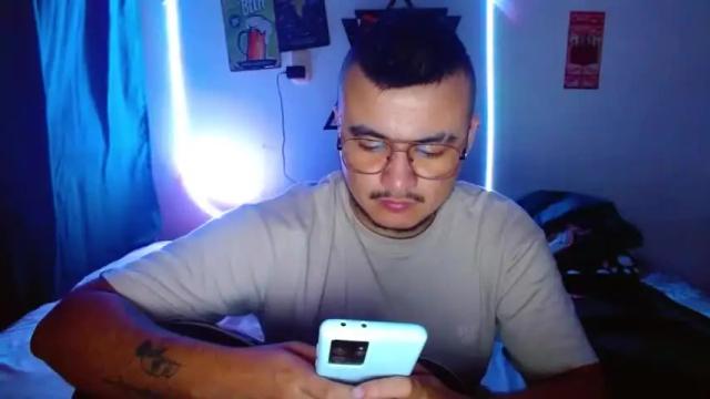 Thumbnail 2, andrew_deluca's Stream at Chaturbate, 13 months ago