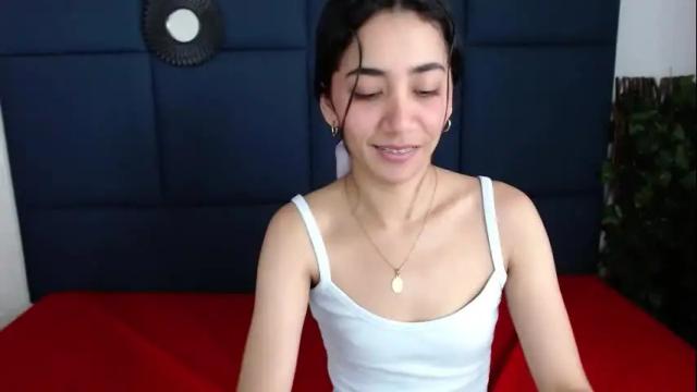 Image 12 of andreynajimenez Stream on Chaturbate on 15 days ago