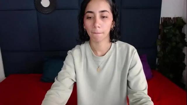 Image 4 of andreynajimenez Stream on Chaturbate on 9 days ago