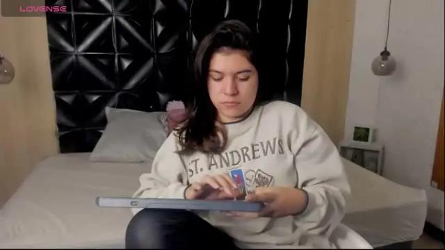 Image 7 of andrigin Stream on Chaturbate on 15 days ago
