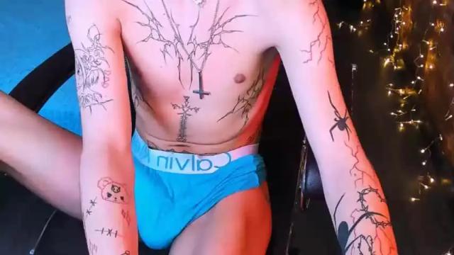 Image 11 of andro_davis Stream on Chaturbate on 17 months ago