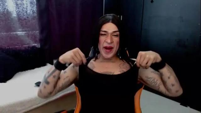 Image 2 of androgena32 Stream on Chaturbate on 6 months ago