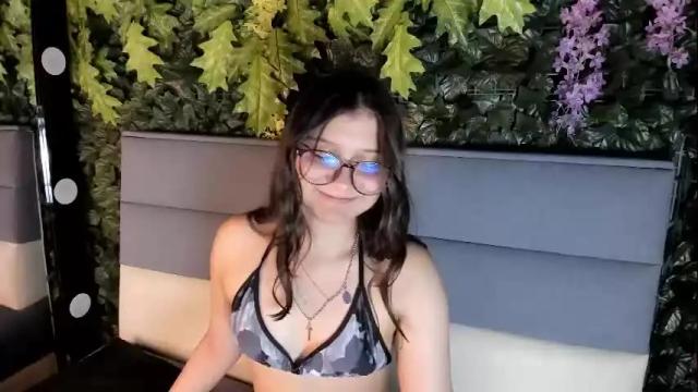 Image 8 of andromeda_blue__ Stream on Chaturbate on 2 months ago