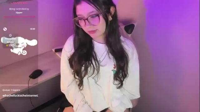Image 6 of andromeda_blue__ Stream on Chaturbate on 2 months ago