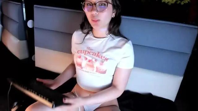 Thumbnail 3, andromeda_blue__'s Stream at Chaturbate, 16 days ago