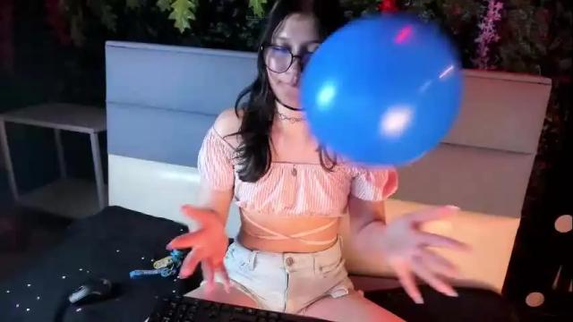 Image 3 of andromeda_blue__ Stream on Chaturbate on 6 months ago