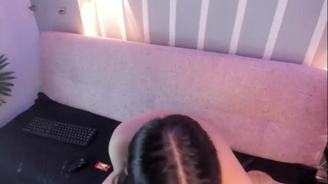 Thumbnail 1, andromeda_blue__'s Stream at Chaturbate, 6 months ago