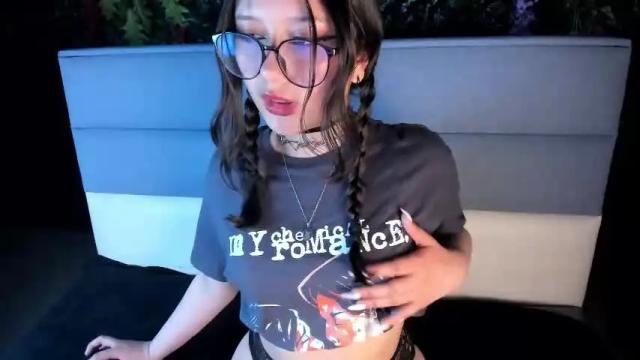 Thumbnail 1, andromeda_blue__'s Stream at Chaturbate, 5 months ago