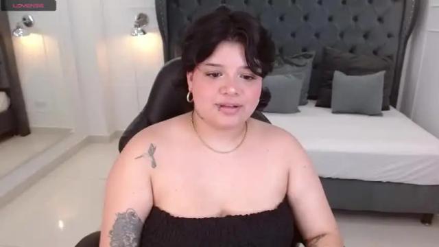 Image 11 of andromeda_fox Stream on Chaturbate on 15 months ago