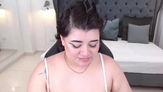 Image 3 of andromeda_fox Stream on Chaturbate on 15 months ago