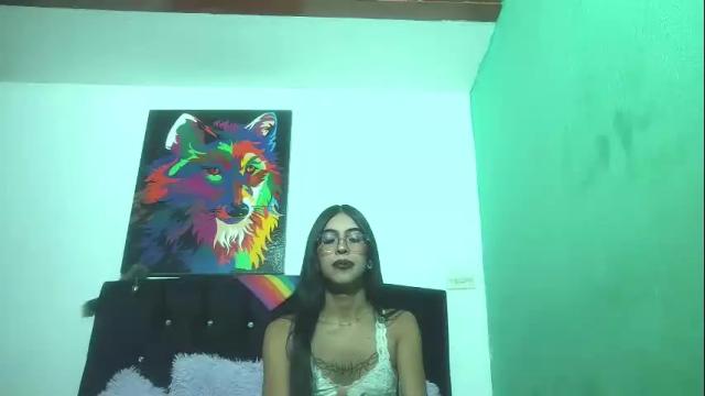 Image 2 of andromedashine Stream on Chaturbate on 1 month ago